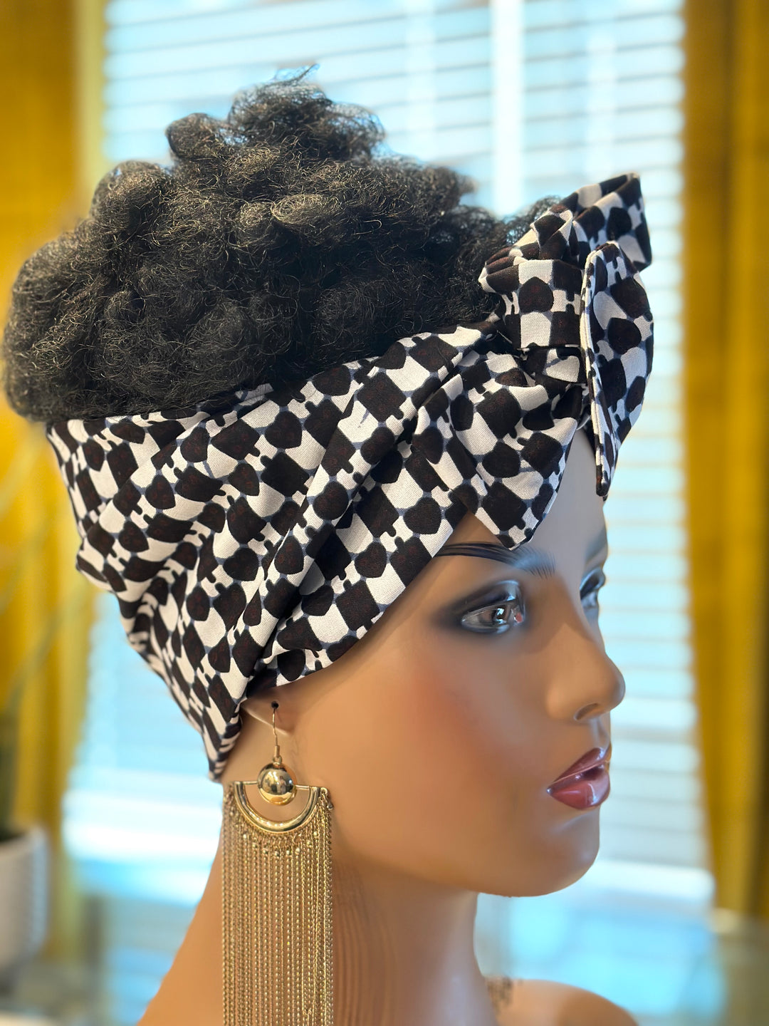Tolu Black & White African Print Satin-Lined Headwrap - Mudvii